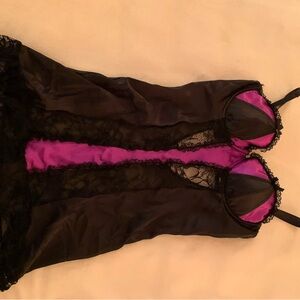 Frederick's of Hollywood Black and Pink/Fuschia Lace Chemise lingerie
